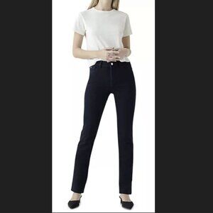 DL 1961 Coco Curvy Mid Rise Straight Jeans in Very Black